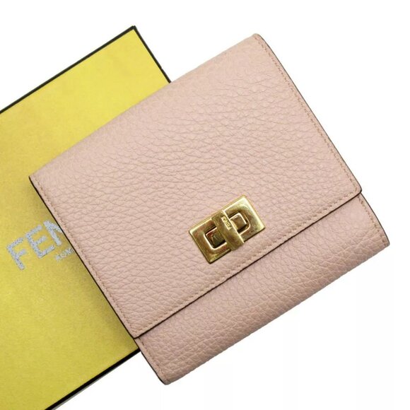 Auth FENDI Bifold Wallet Light pink leather - Picture 1 of 11